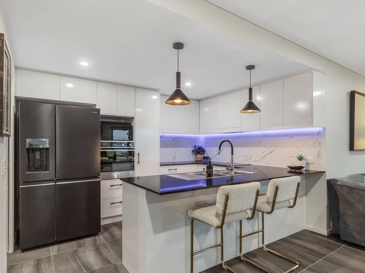 152-154 Middle Street, CLEVELAND - Thumbnail 8