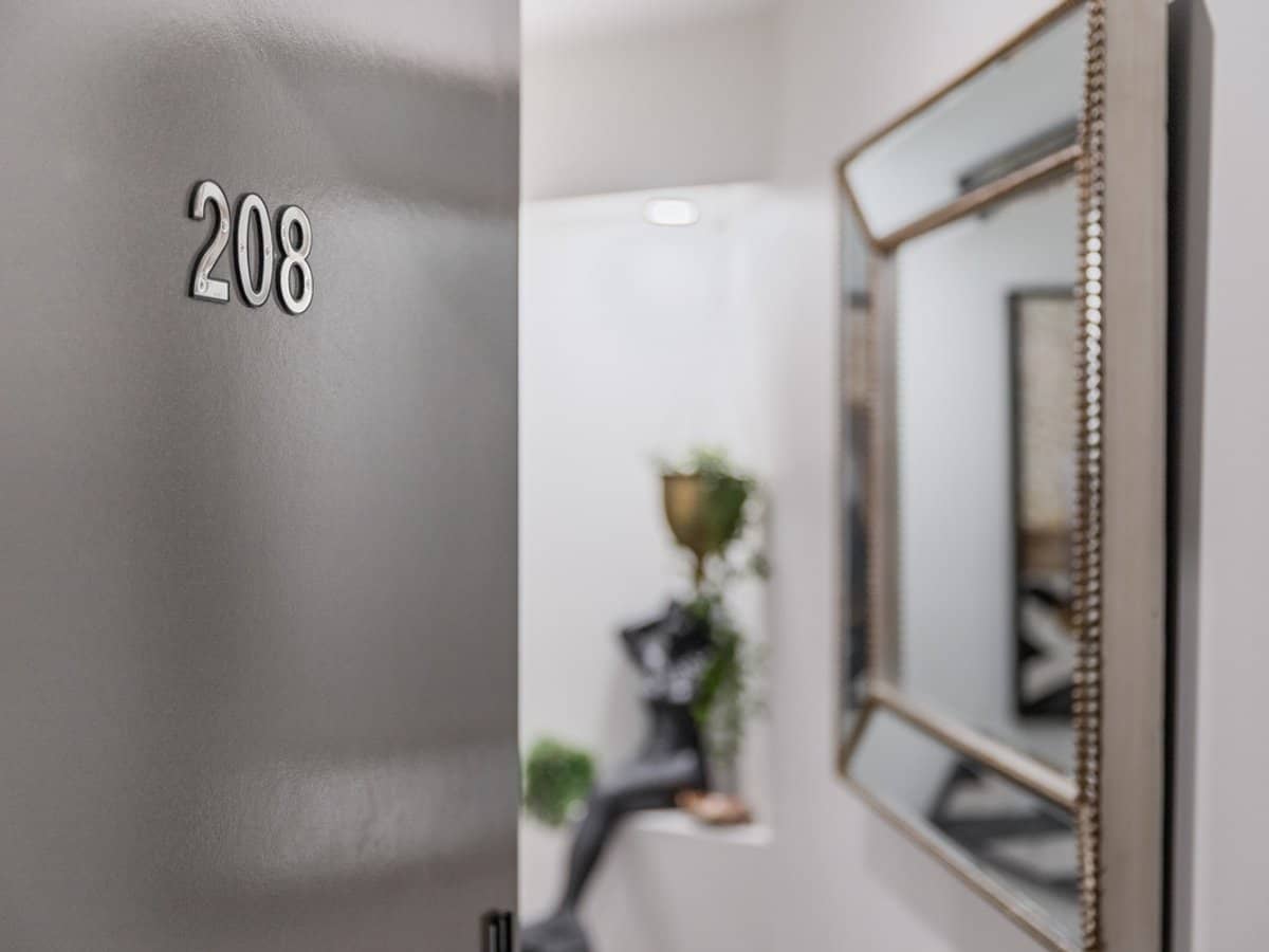 152-154 Middle Street, CLEVELAND - Thumbnail 11