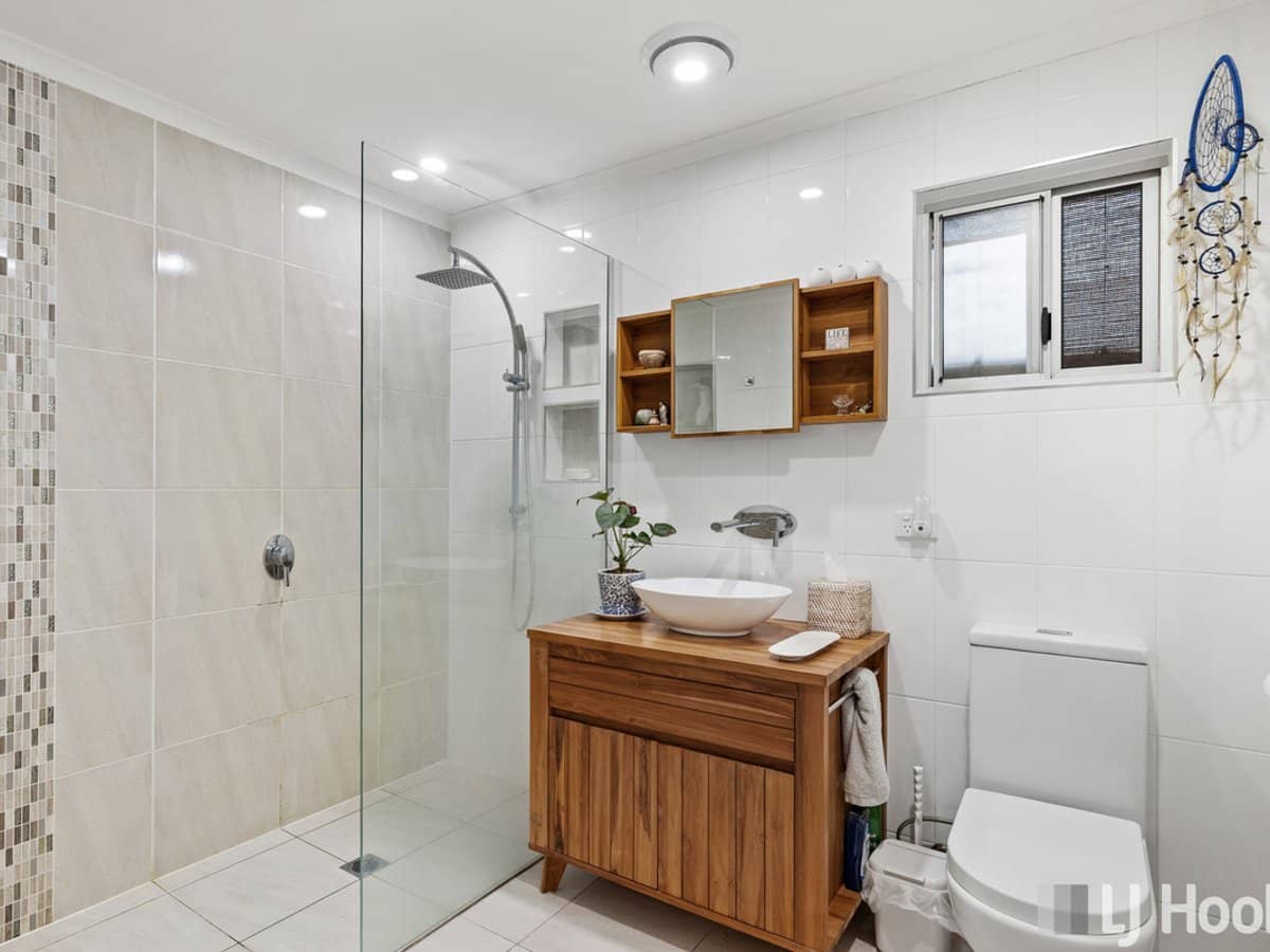 107 Torquay Road, REDLAND BAY - Thumbnail 11