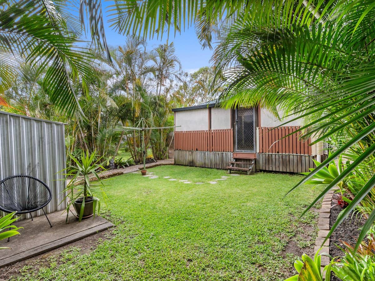 12 Michael Street, REDLAND BAY - Thumbnail 17