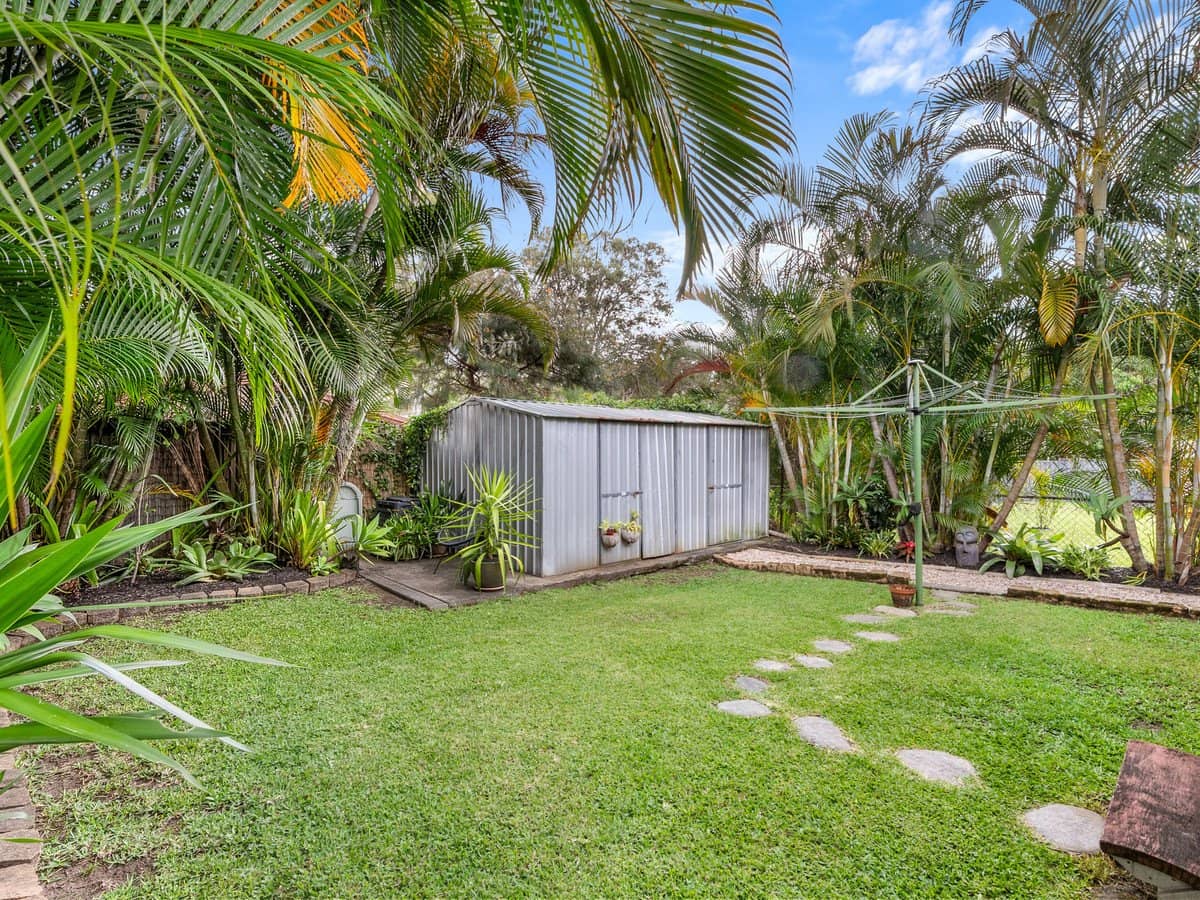 12 Michael Street, REDLAND BAY - Thumbnail 18