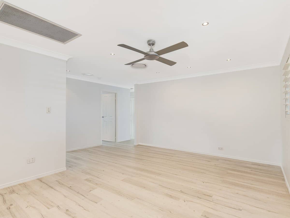 15 Verdelho Street, THORNLANDS - Thumbnail 4