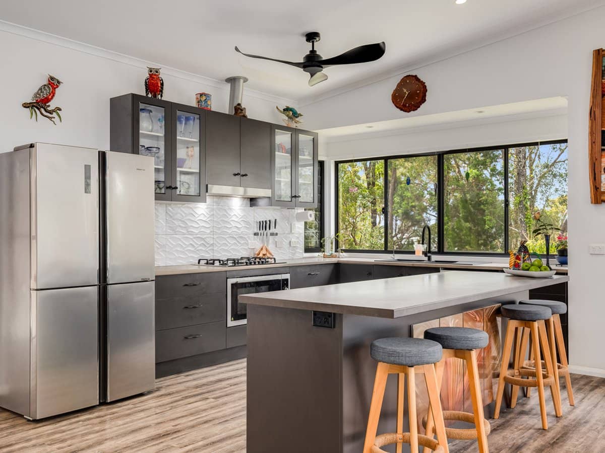 1 Cliff Terrace, MACLEAY ISLAND - Thumbnail 9