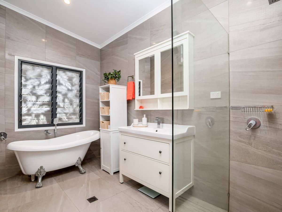 1 Cliff Terrace, MACLEAY ISLAND - Thumbnail 13