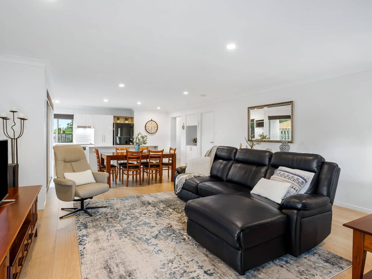 1-5 Studio Drive, Pacific Pines - Thumbnail 5