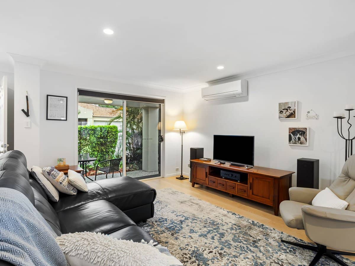 1-5 Studio Drive, Pacific Pines - Thumbnail 6