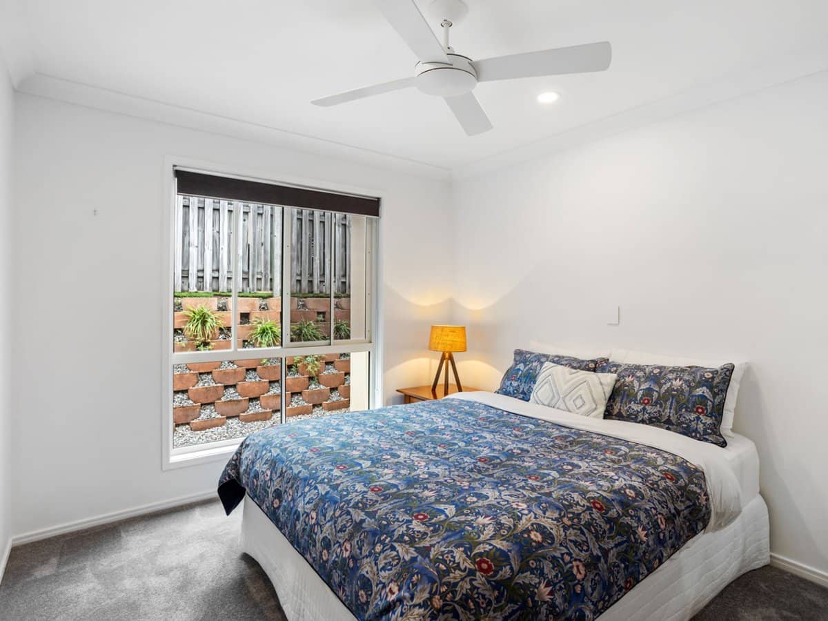 1-5 Studio Drive, Pacific Pines - Thumbnail 11