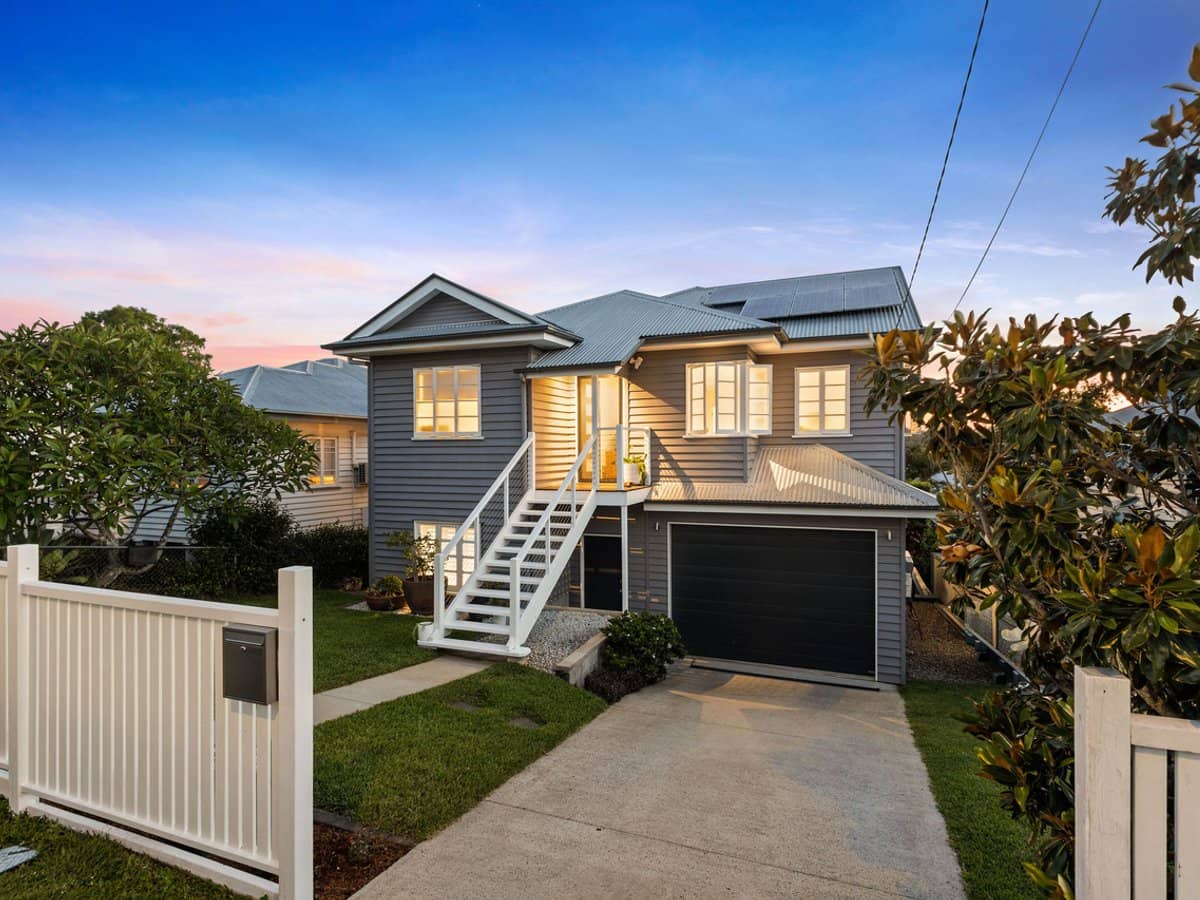 92 Pateena Street, Stafford - Thumbnail 1