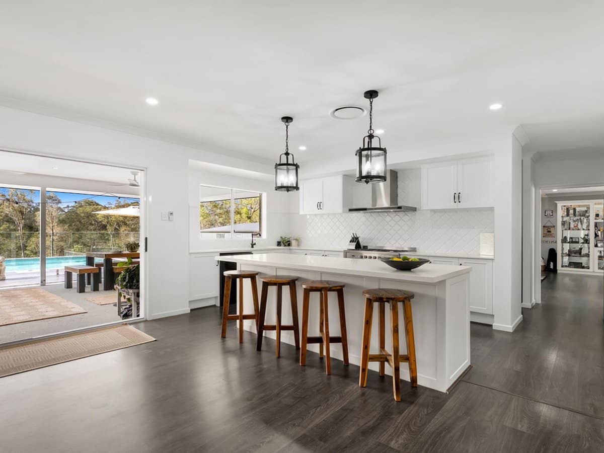 61-65 Rockford Close, STOCKLEIGH - Thumbnail 4