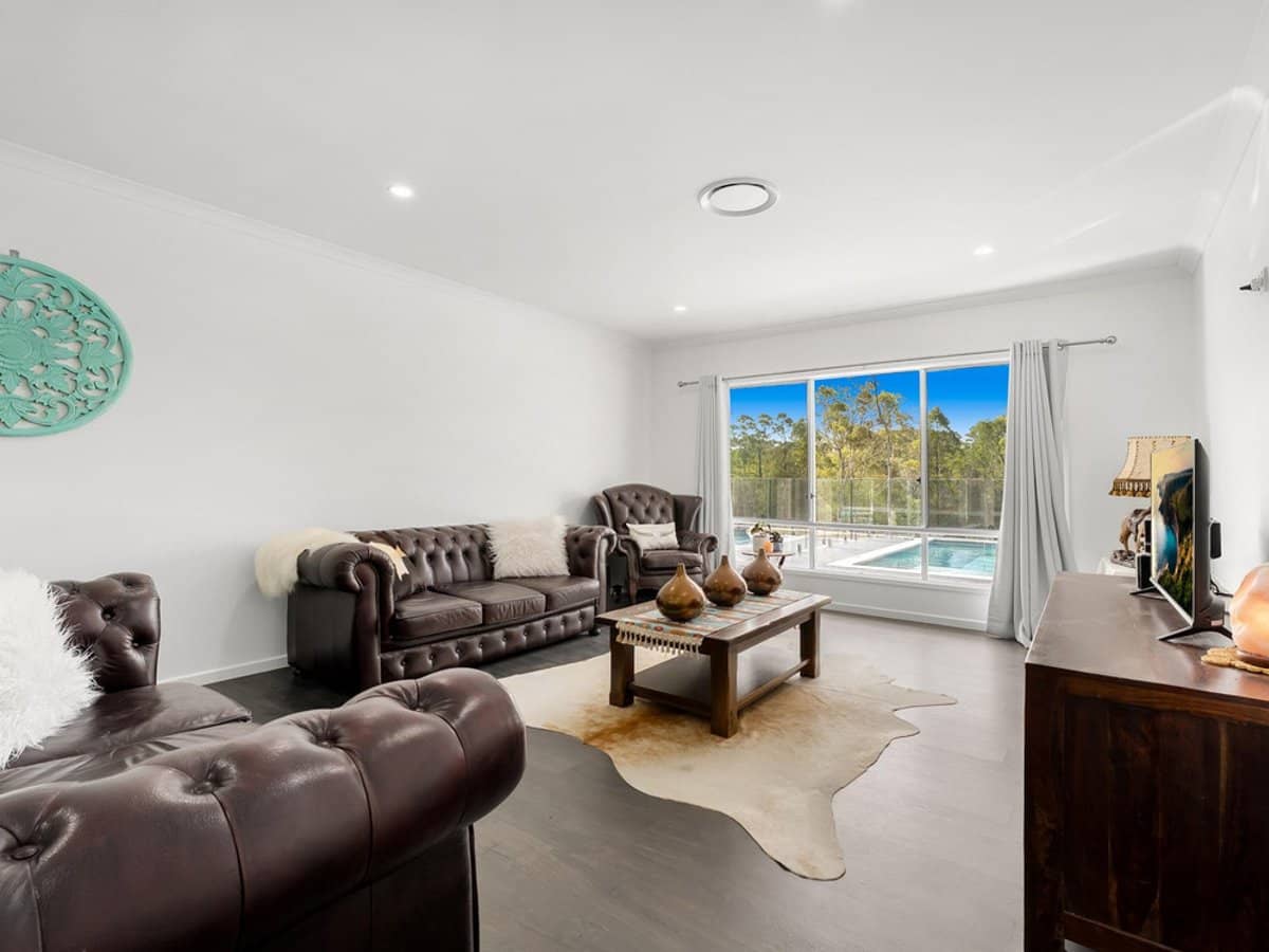 61-65 Rockford Close, STOCKLEIGH - Thumbnail 10