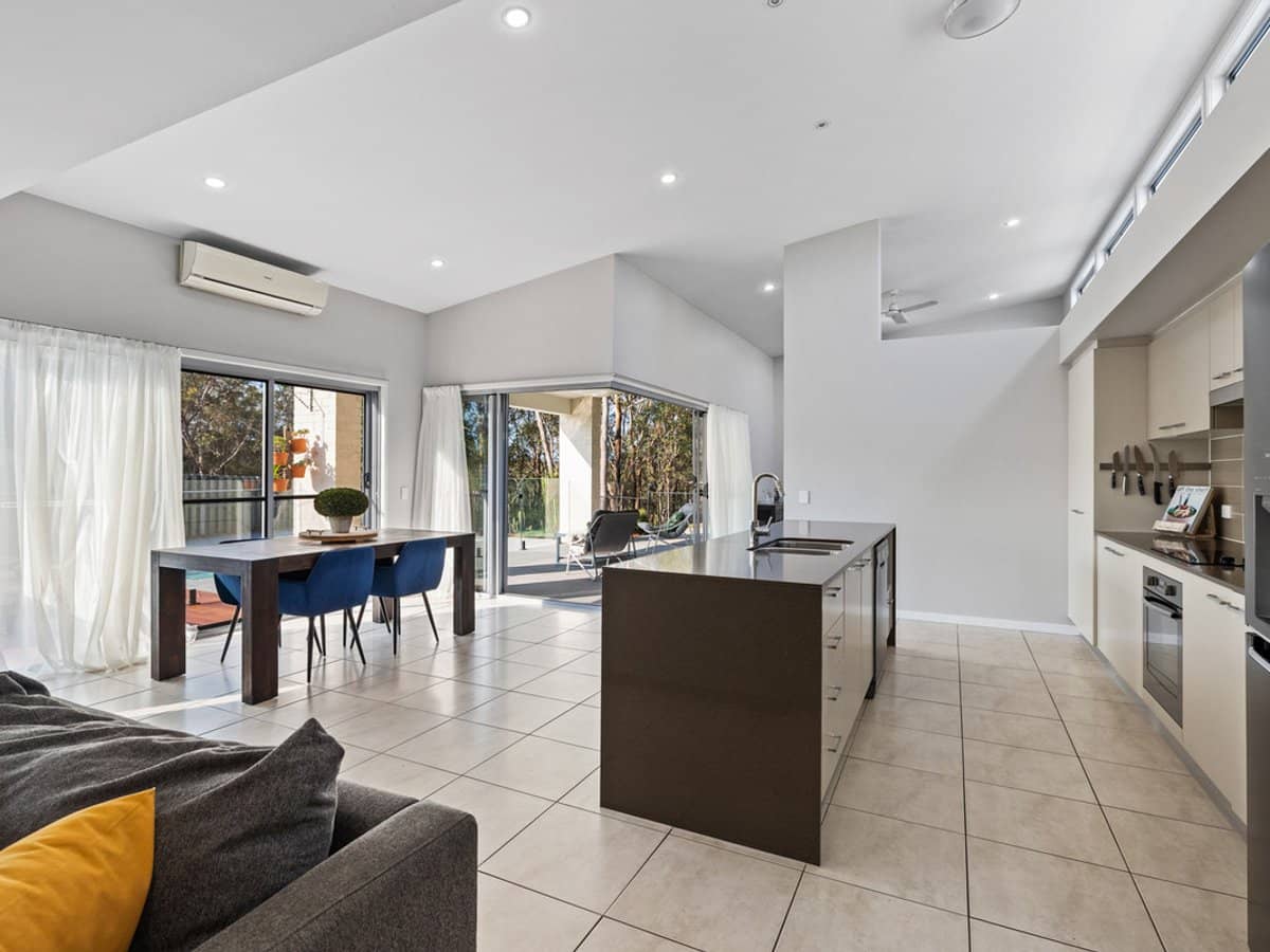 34 Hoop Pine Street, MOUNT COTTON - Thumbnail 4