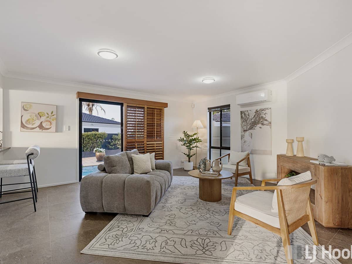 14 Raby Bay Boulevard, RABY BAY - Thumbnail 10