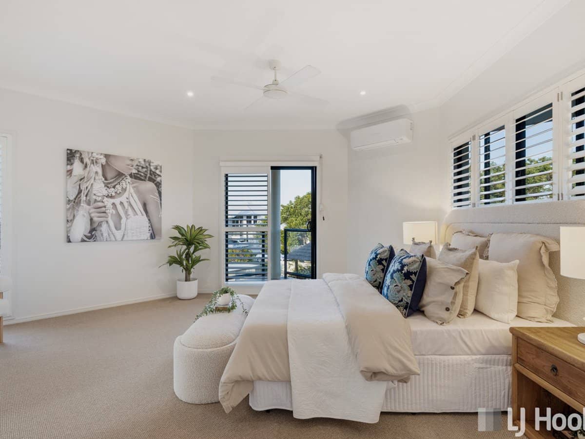 14 Raby Bay Boulevard, RABY BAY - Thumbnail 15