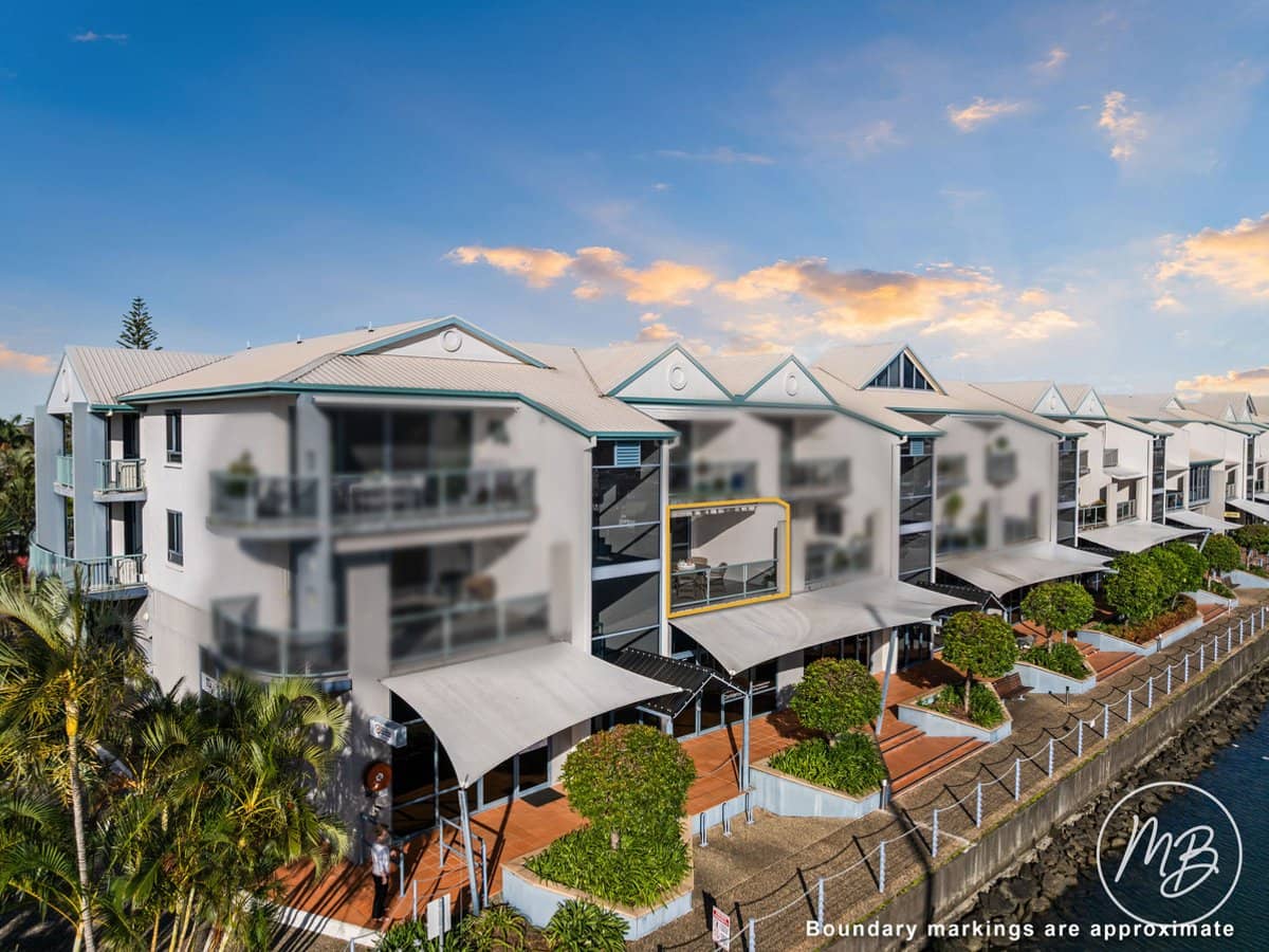 20 Masthead Drive, CLEVELAND - Thumbnail 4