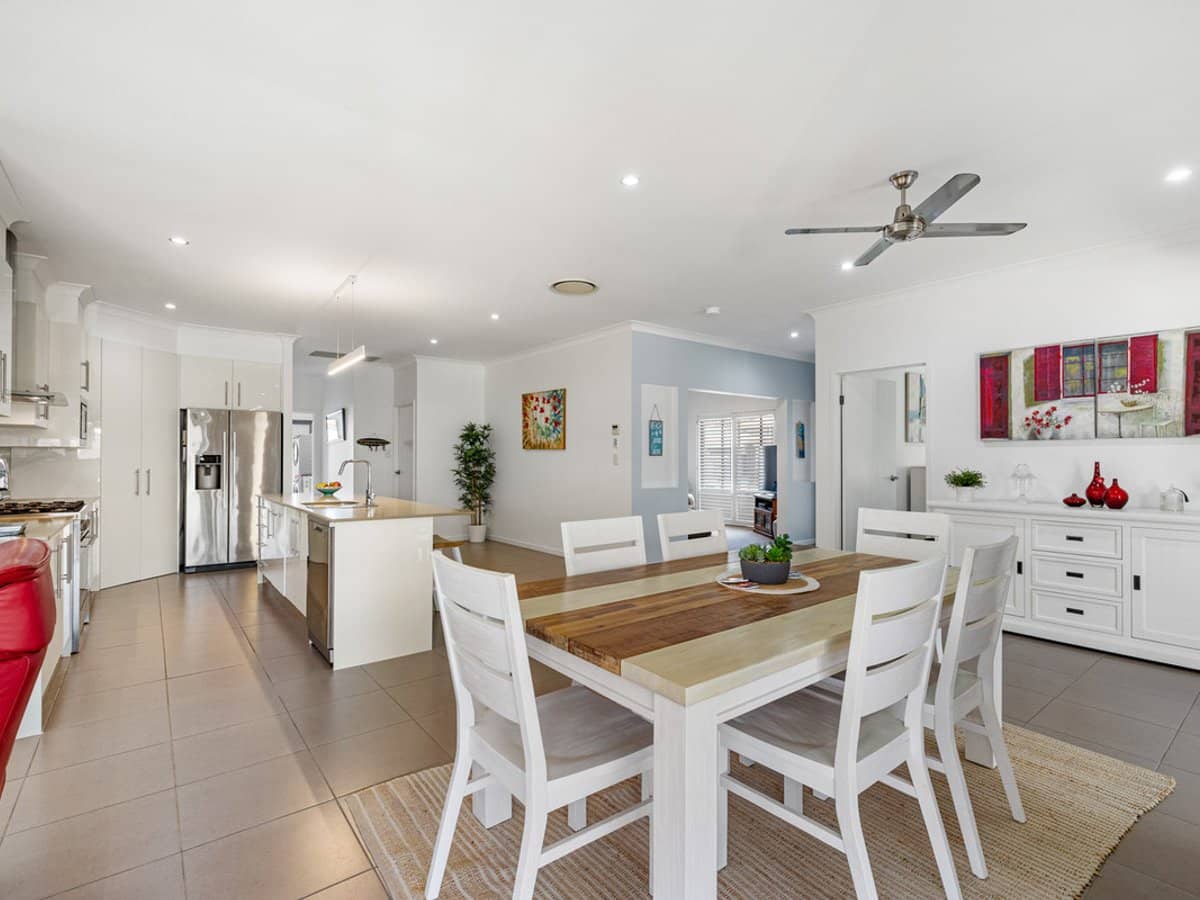 17 Amphora Street, MOUNT COTTON - Thumbnail 8