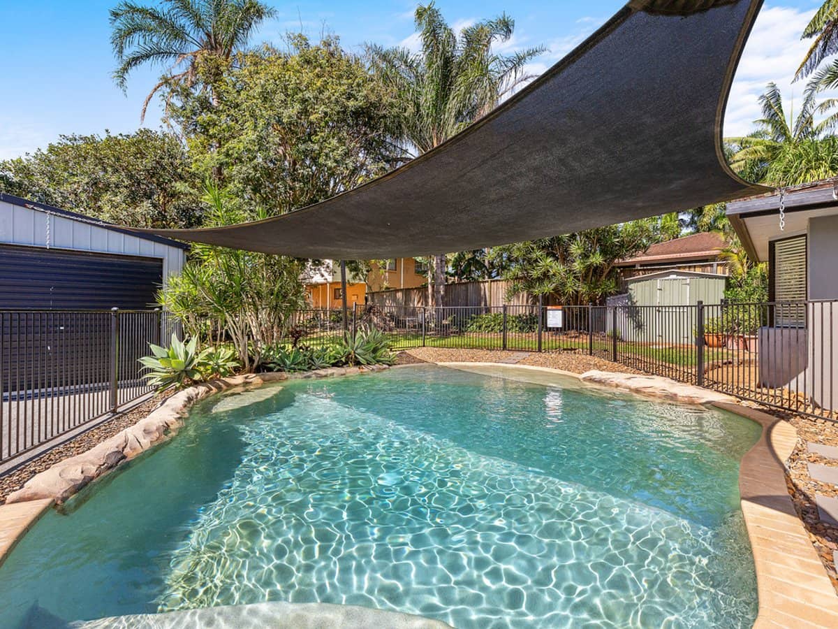 2 Katandra Court, CLEVELAND - Thumbnail 1