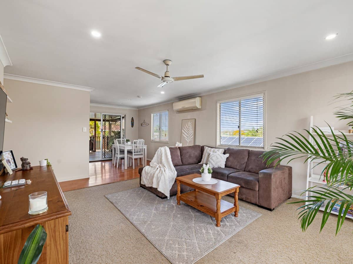 42 Kennedy Drive, CAPALABA - Thumbnail 5