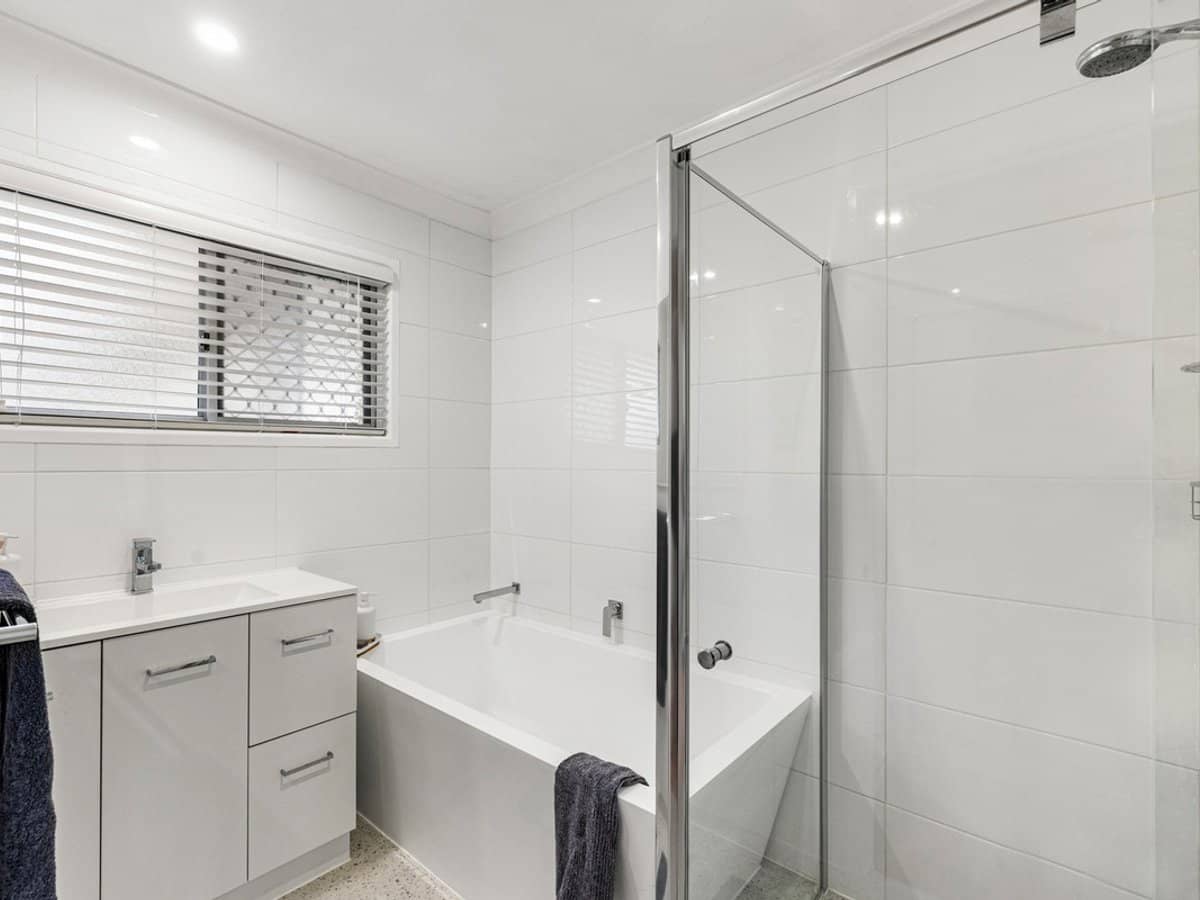 42 Kennedy Drive, CAPALABA - Thumbnail 7