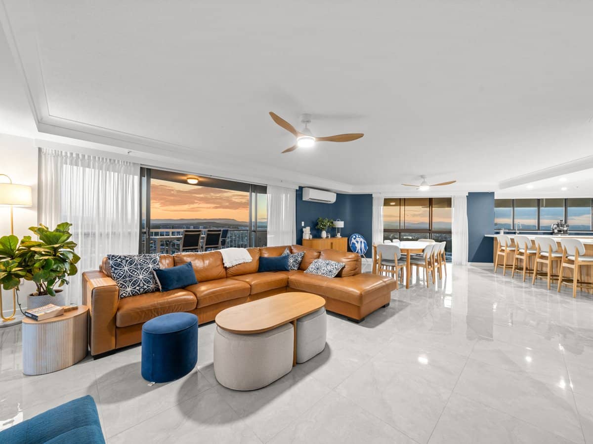 21 Bayview Street, Runaway Bay - Thumbnail 8