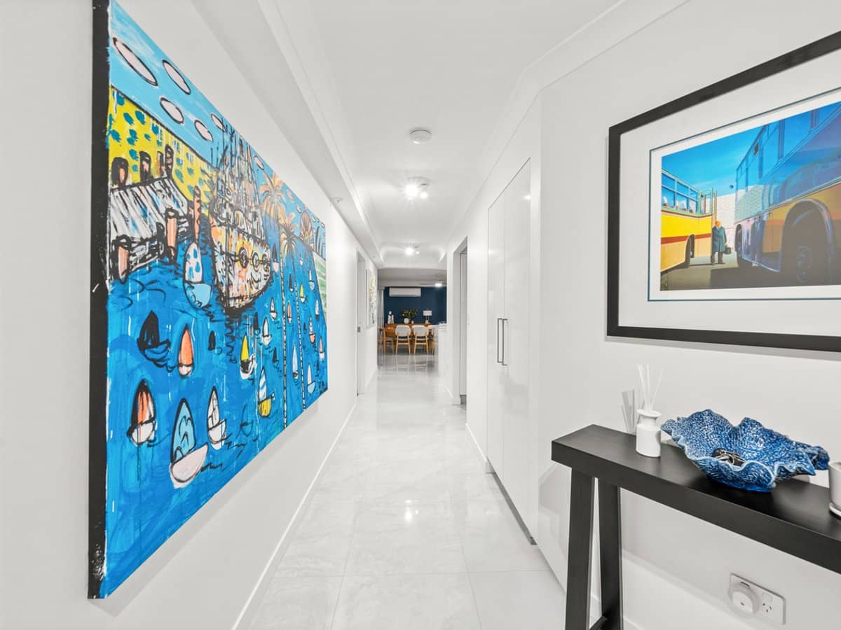 21 Bayview Street, Runaway Bay - Thumbnail 9