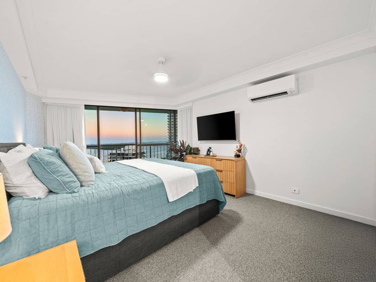 21 Bayview Street, Runaway Bay - Thumbnail 10