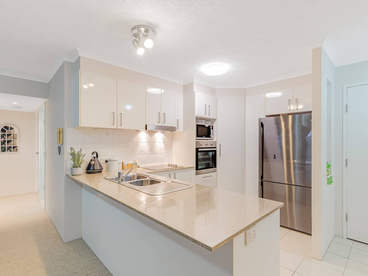 7-13 Shore Street East, CLEVELAND - Thumbnail 10