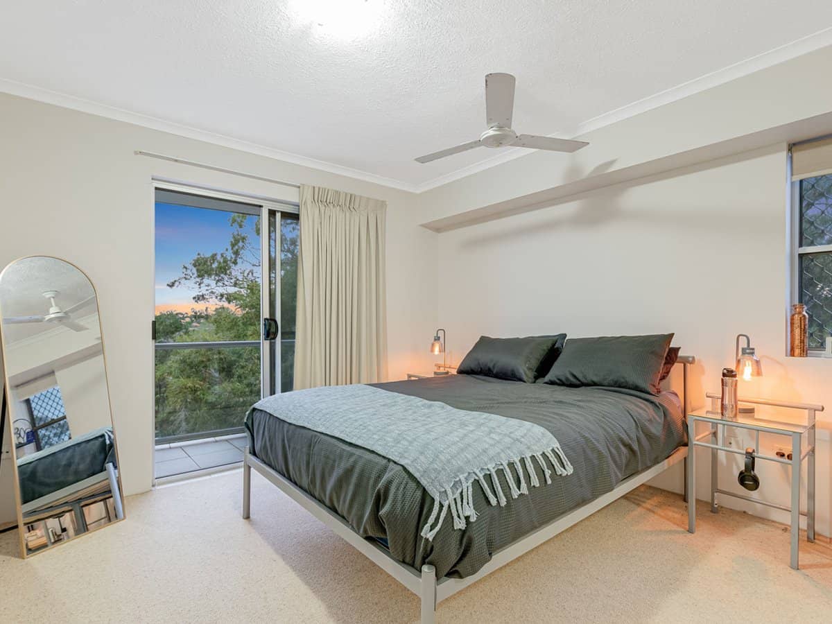 7-13 Shore Street East, CLEVELAND - Thumbnail 16