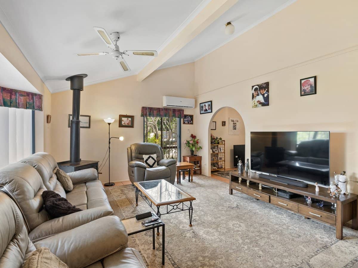 31 Diford Street, CAPALABA - Thumbnail 6