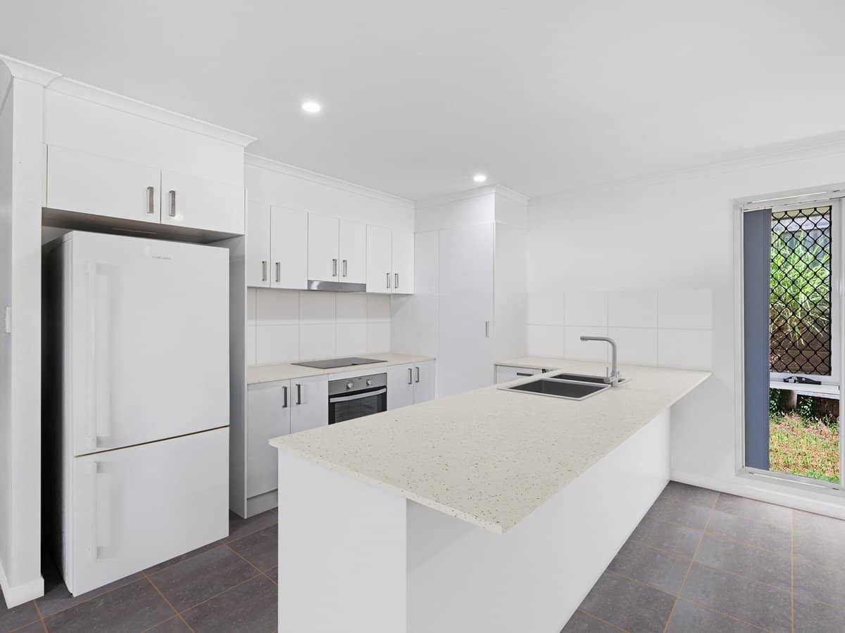 78 Swansea Circuit, REDLAND BAY - Thumbnail 3