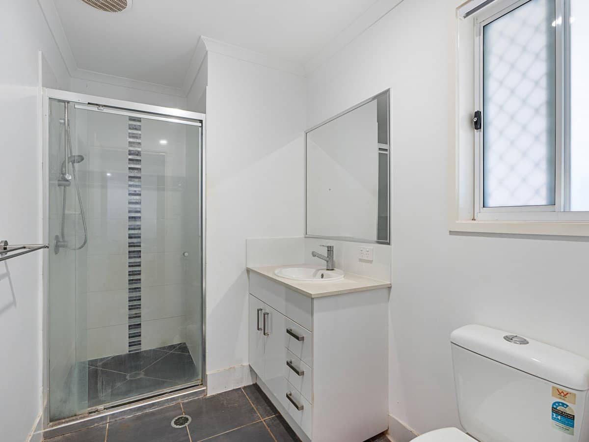 78 Swansea Circuit, REDLAND BAY - Thumbnail 8