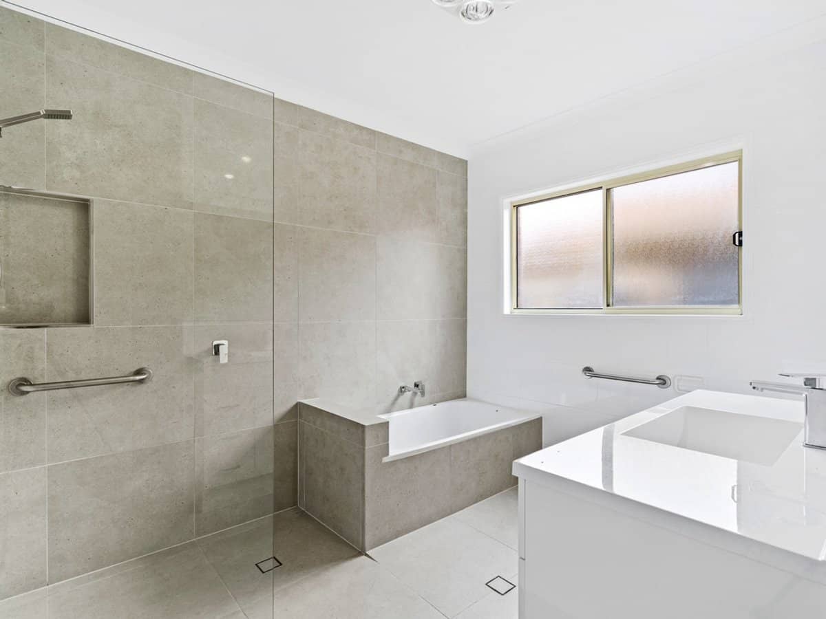 6 Vivacity Drive, UPPER COOMERA - Thumbnail 12