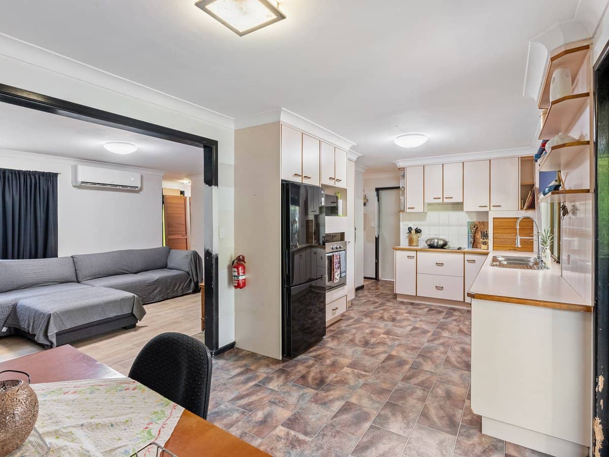 28 Sutphin Street, CAPALABA - Thumbnail 7