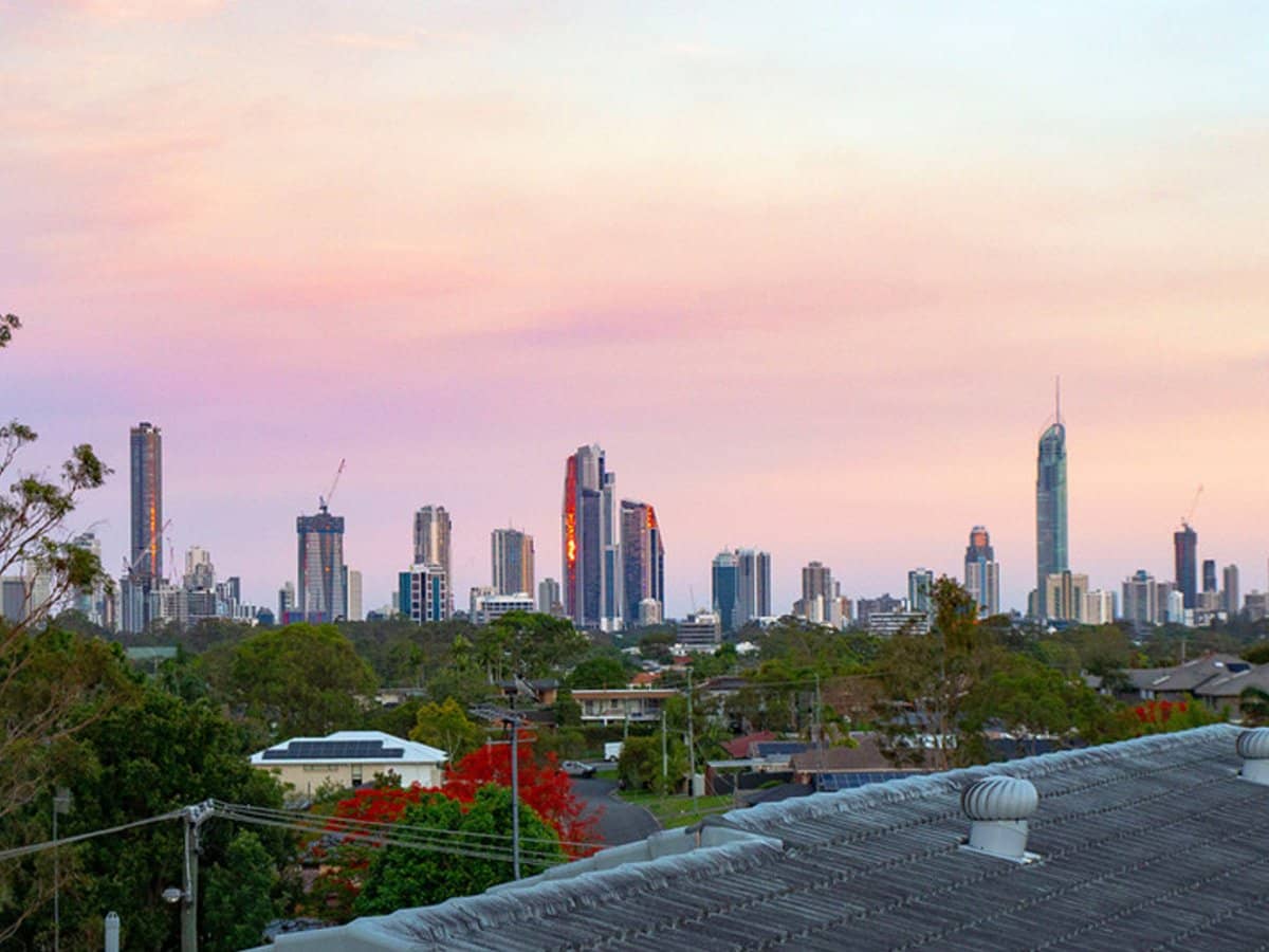 178 Heeb Street, BENOWA - Thumbnail 3