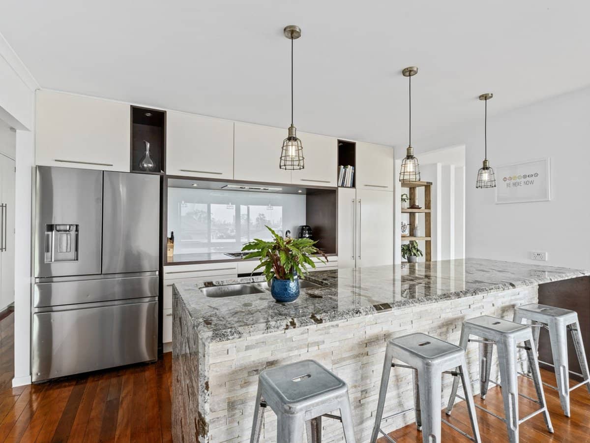 178 Heeb Street, BENOWA - Thumbnail 4