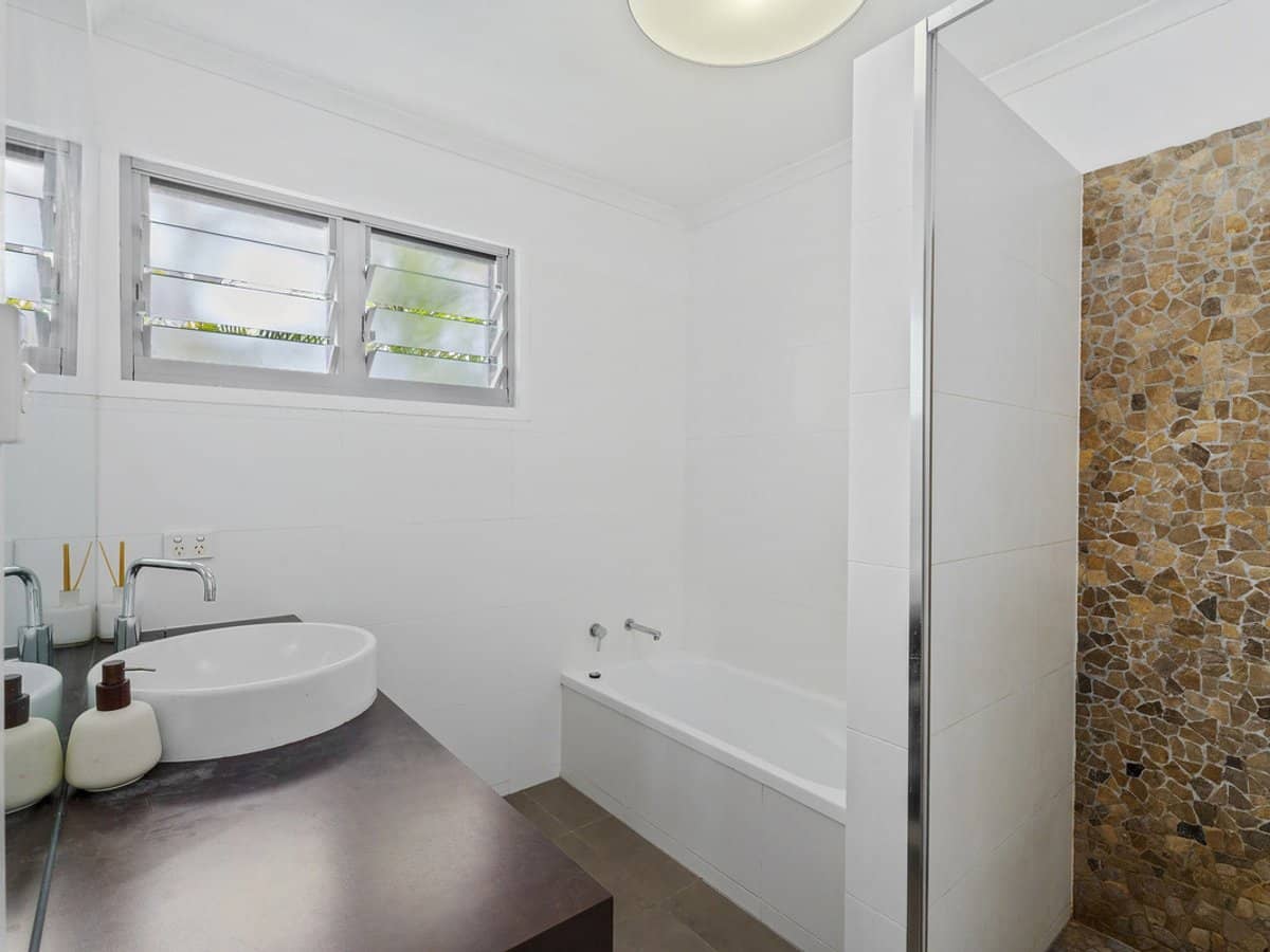 178 Heeb Street, BENOWA - Thumbnail 20