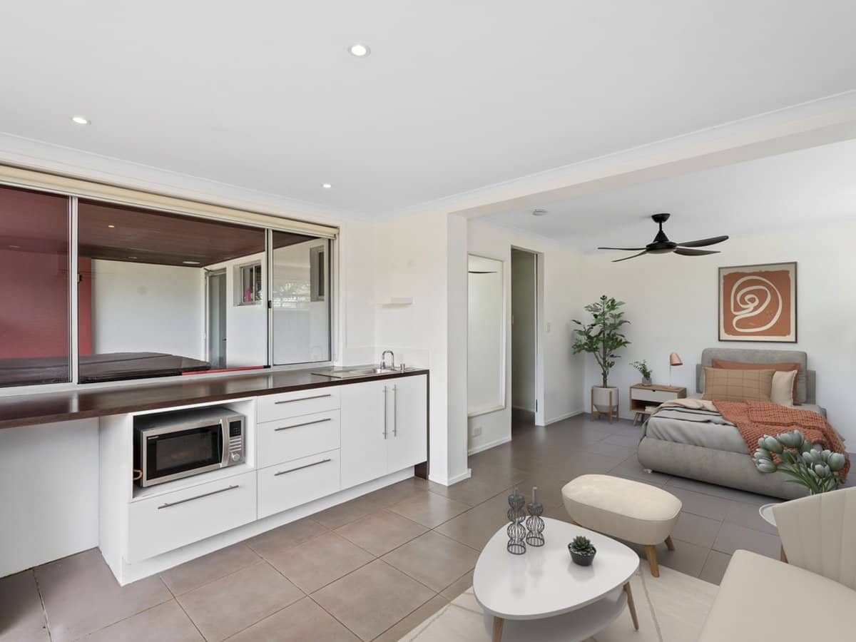 178 Heeb Street, BENOWA - Thumbnail 23