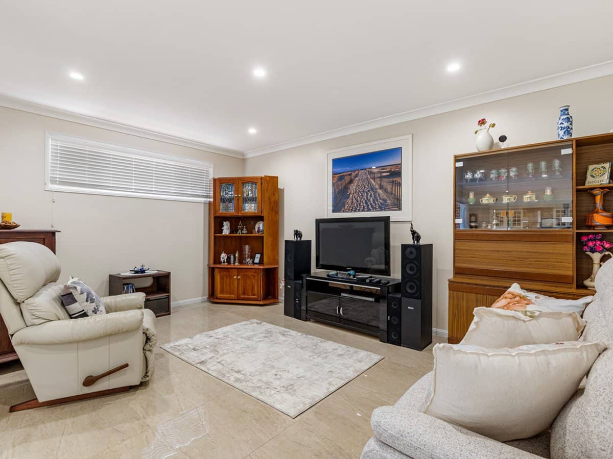 11 Lockitt Place, ORMISTON - Thumbnail 8