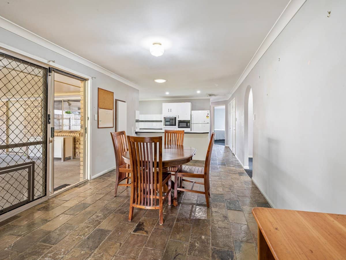 70 Prescoter Drive, VICTORIA POINT - Thumbnail 8