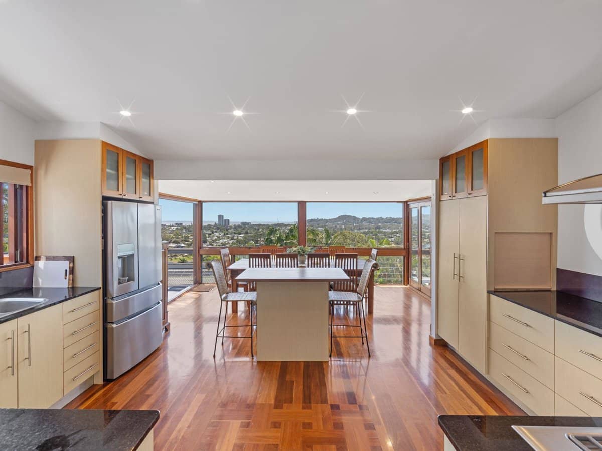 4 Bicton Court, ELANORA - Thumbnail 4