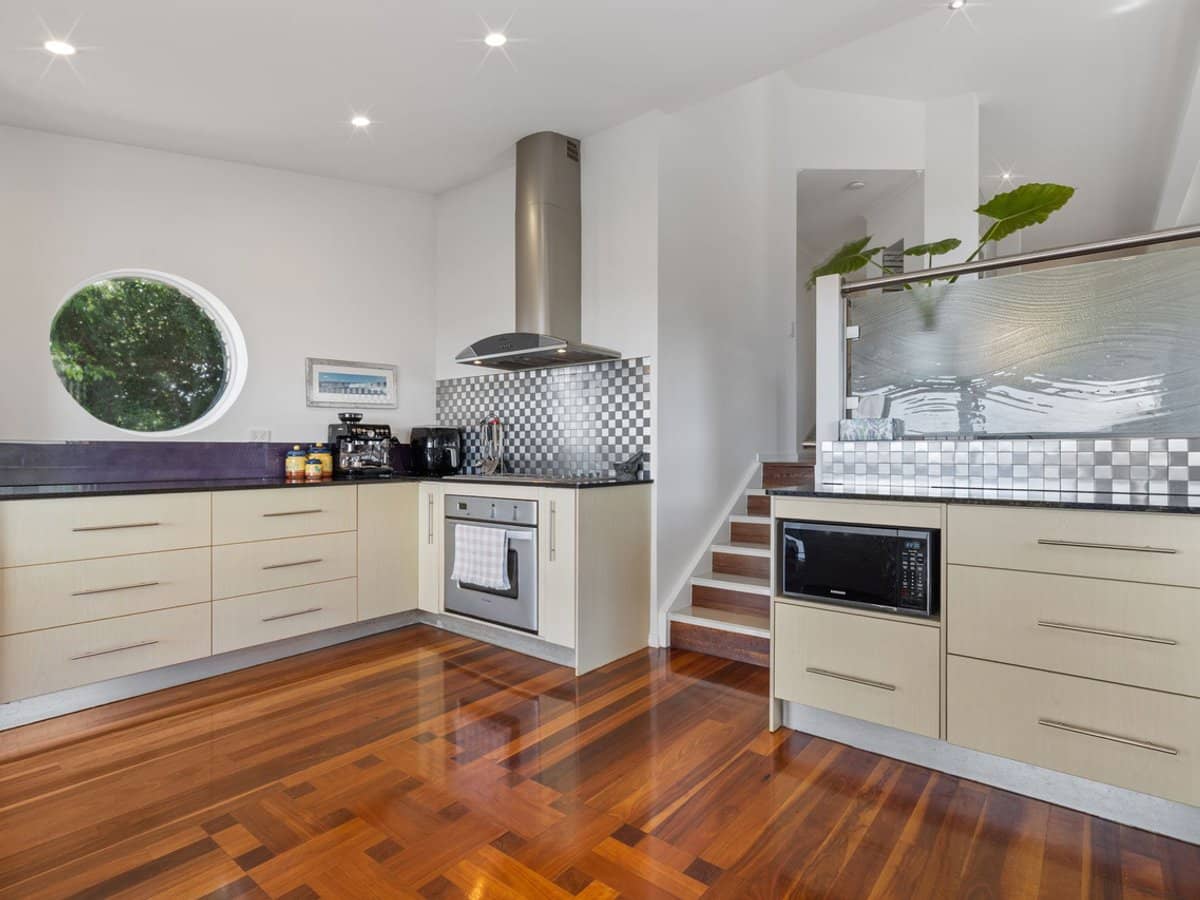 4 Bicton Court, ELANORA - Thumbnail 6