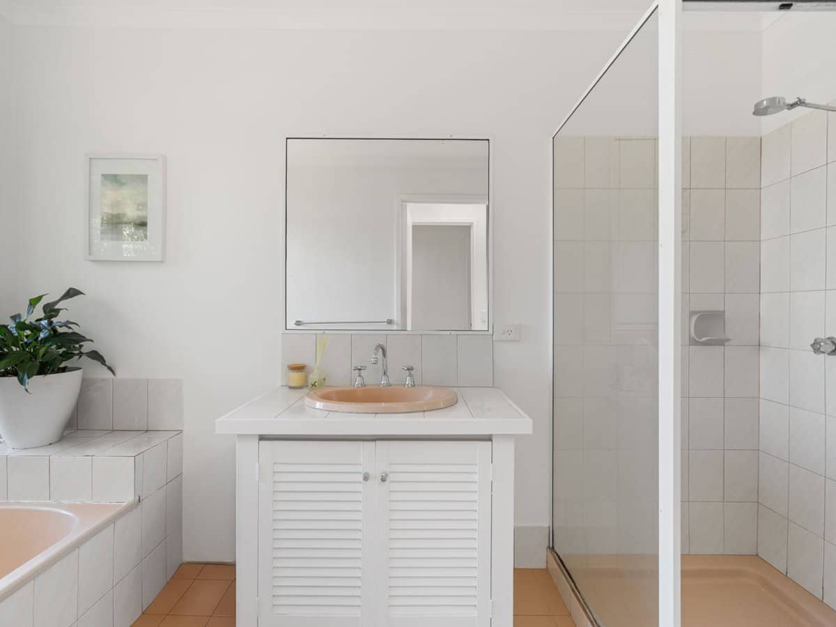 4 Bicton Court, ELANORA - Thumbnail 18