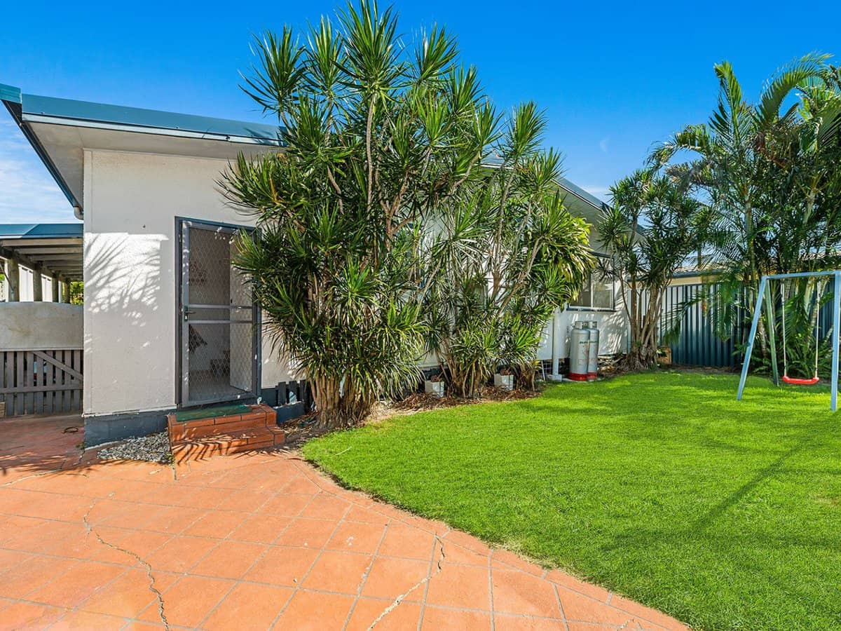 5 Nemara Street, BIGGERA WATERS - Thumbnail 12