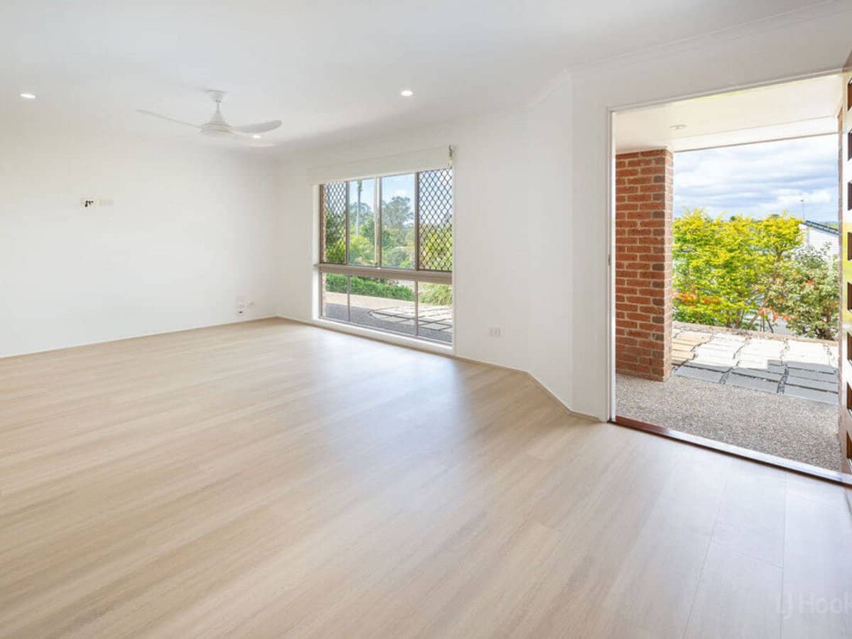 49 Jack Nicklaus Way, PARKWOOD - Thumbnail 2