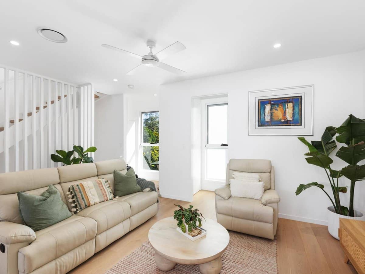 135 Golden Four Drive, BILINGA - Thumbnail 6