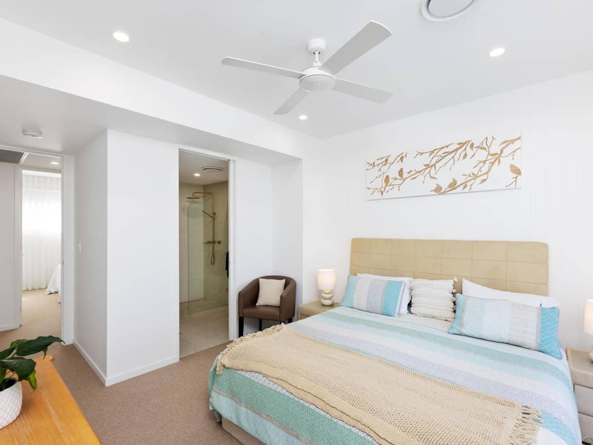 135 Golden Four Drive, BILINGA - Thumbnail 18