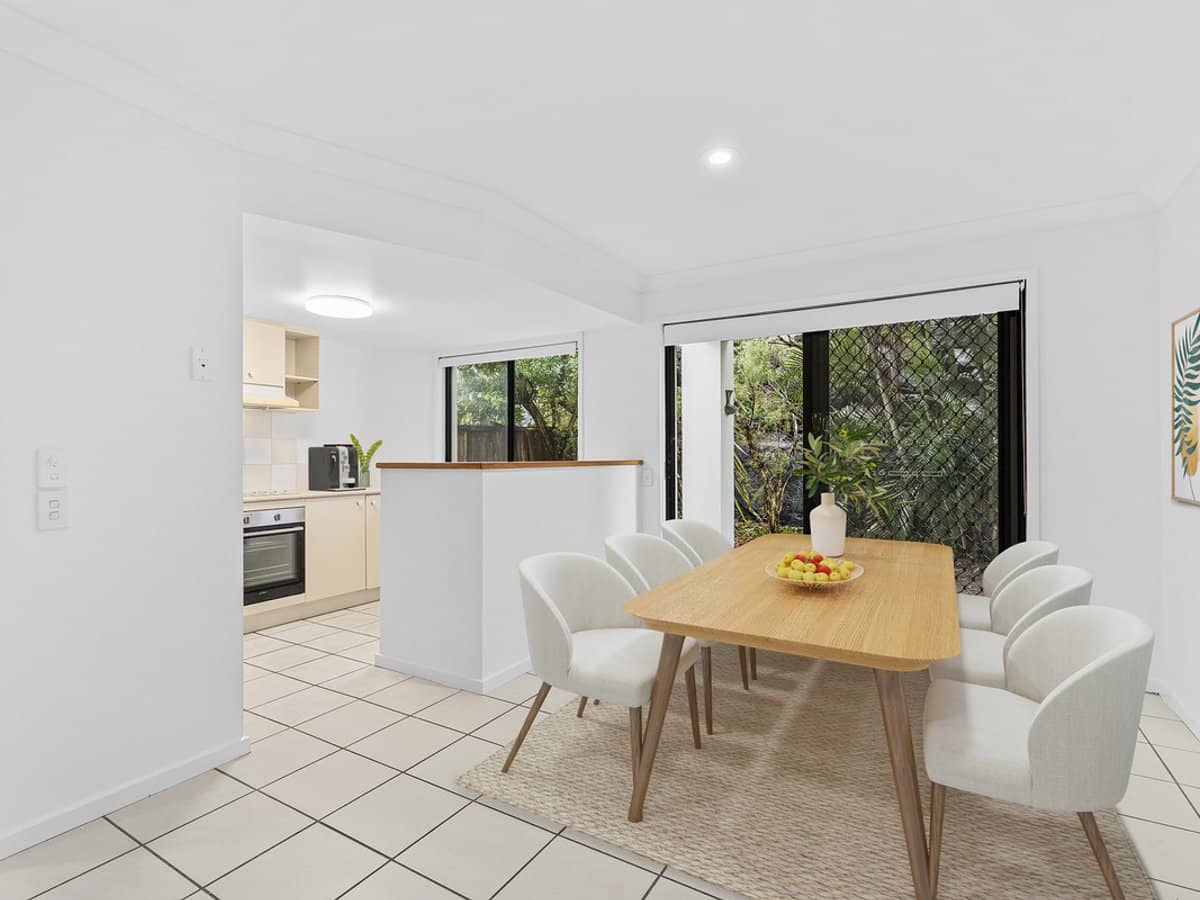 2 Gentian Drive, ARUNDEL - Thumbnail 5