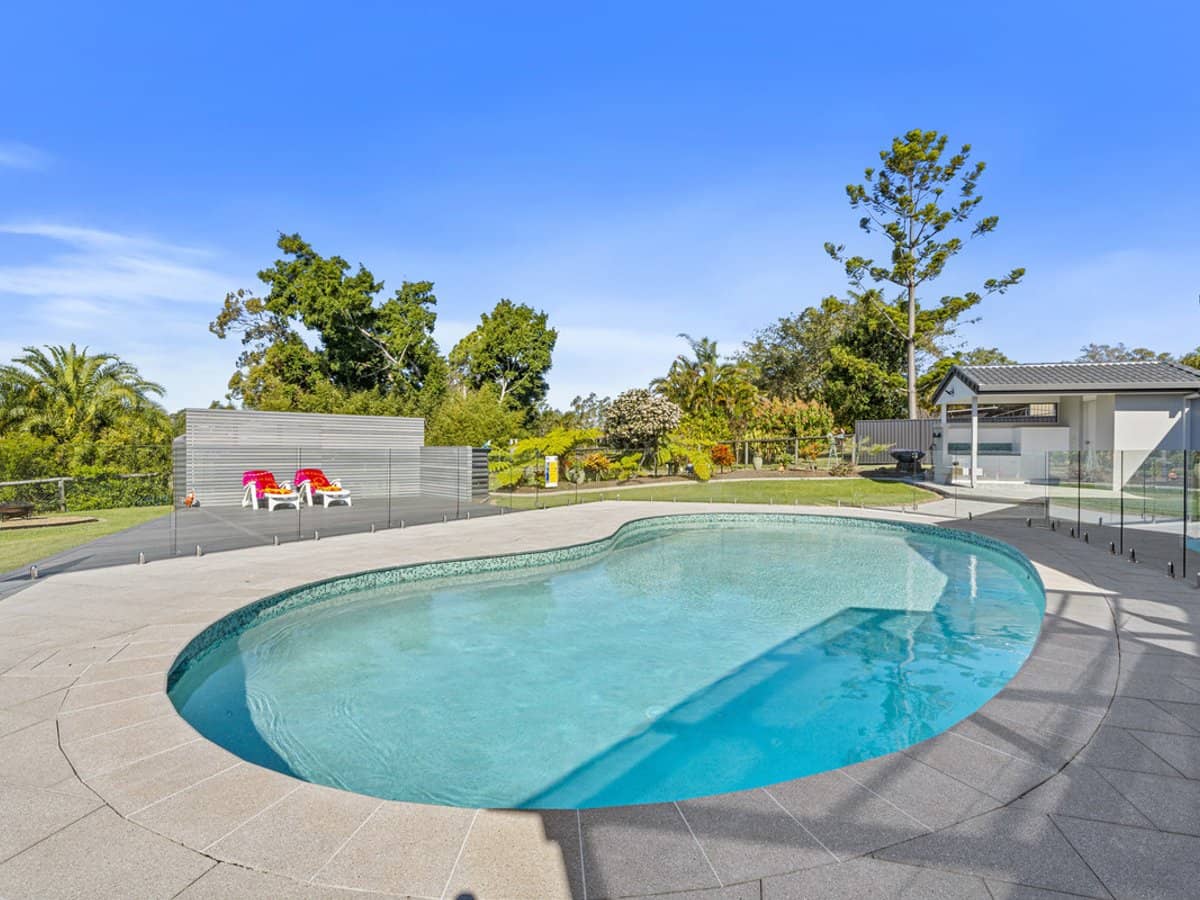 12 Ruth Terrace, OXENFORD - Thumbnail 5