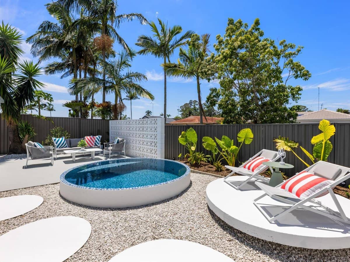 1 Rattan Court, ELANORA - Thumbnail 1