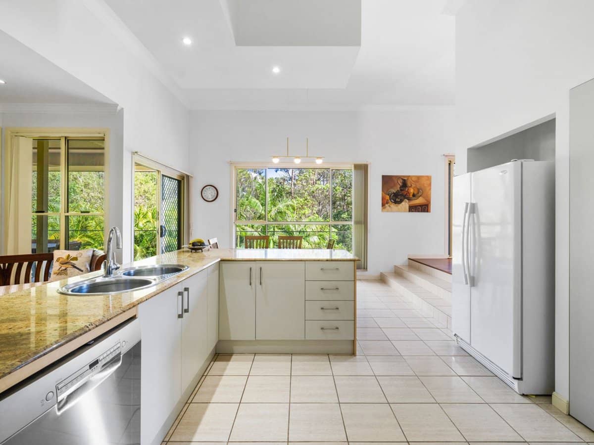 33 Lawnhill Drive, NERANG - Thumbnail 15