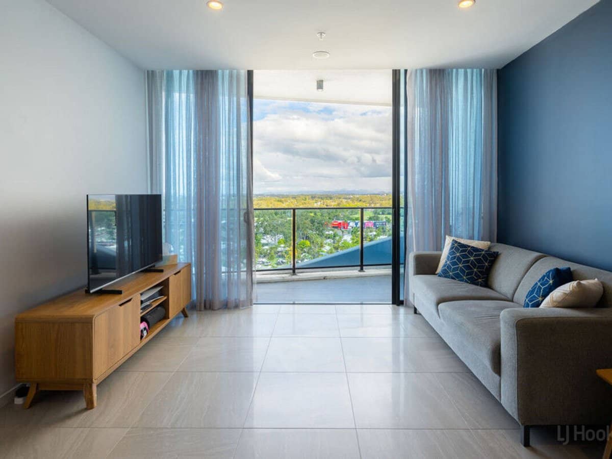 5 Harbour Side Court, BIGGERA WATERS - Thumbnail 10